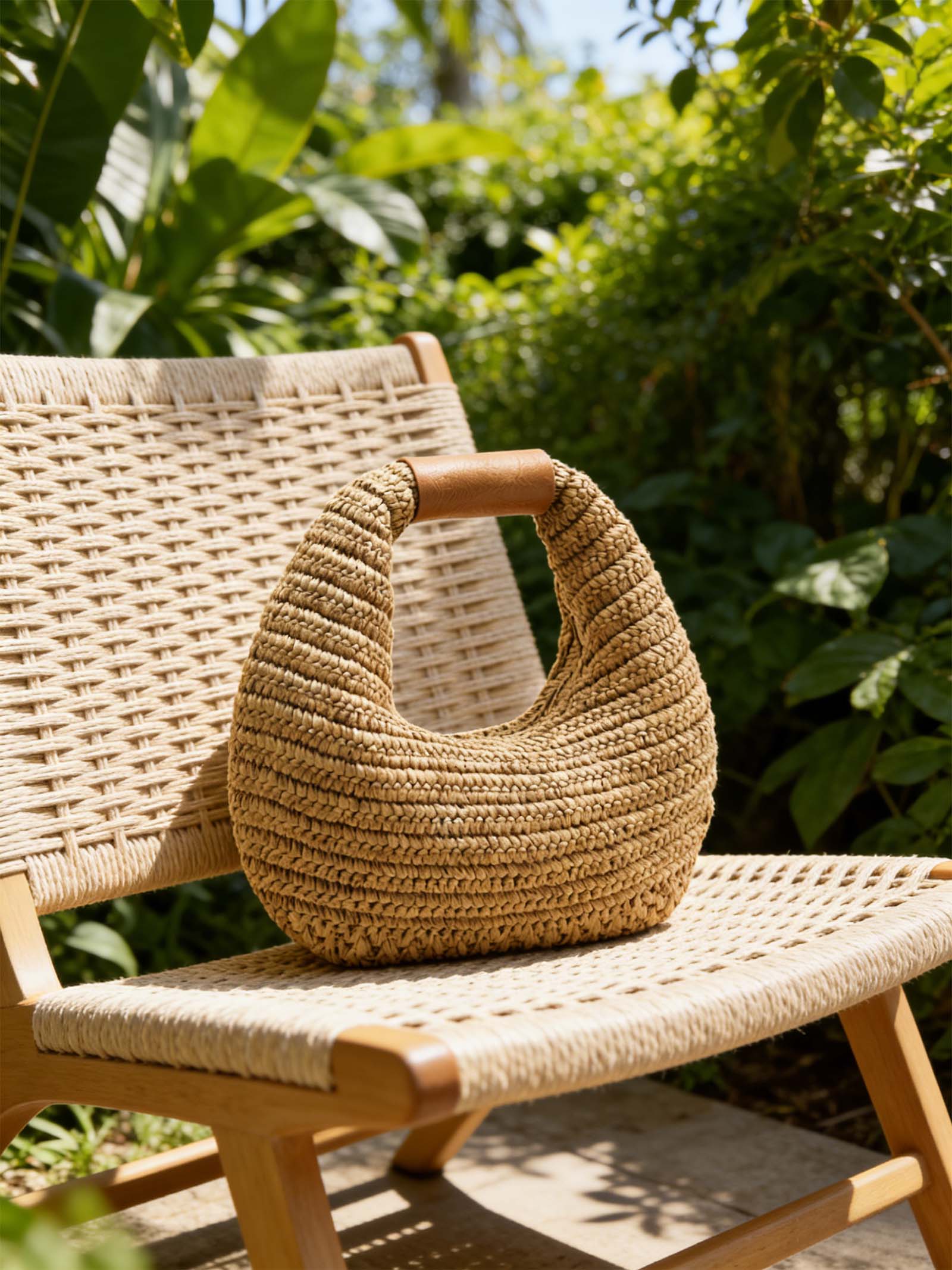 Round Crochet Woven Handheld Straw Bag DestGlow