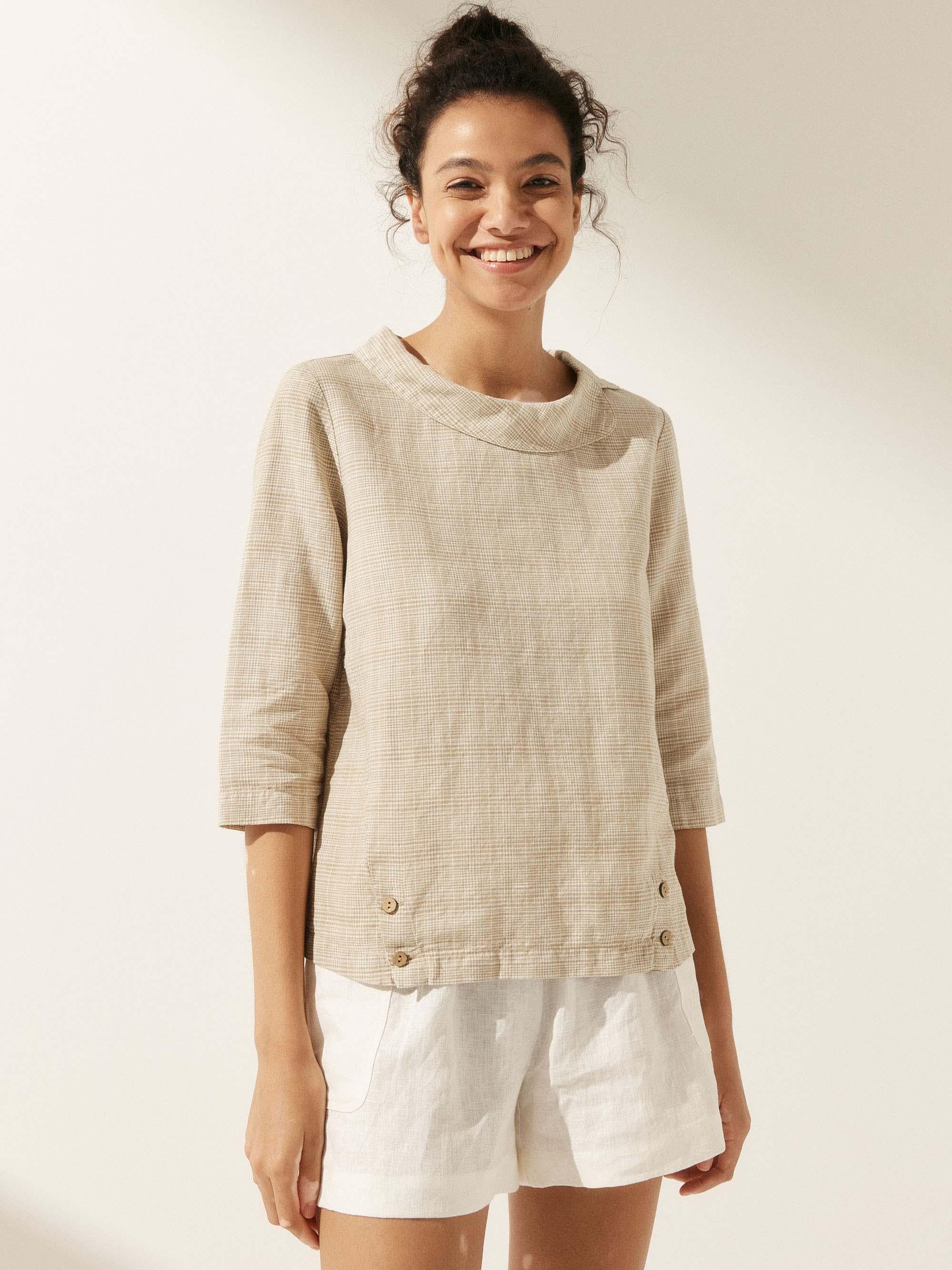 Linen Round Soft-Fold Collar Top LAURA