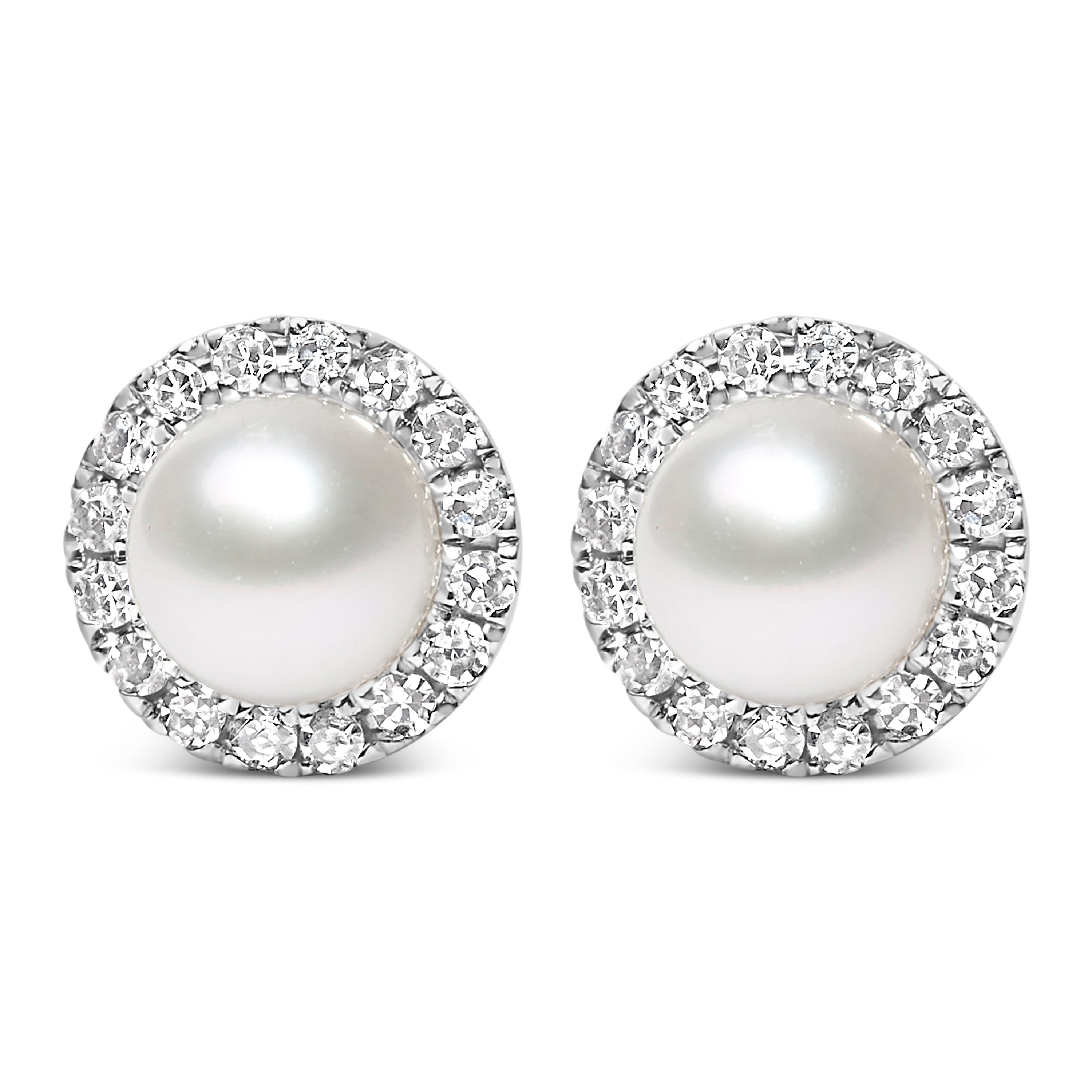 10K White Gold 4.5mm Cultured Freshwater Pearl and 1/7 Cttw Diamond Halo Stud Earring (I-J Color, I1-I2 Clarity) DestGlow