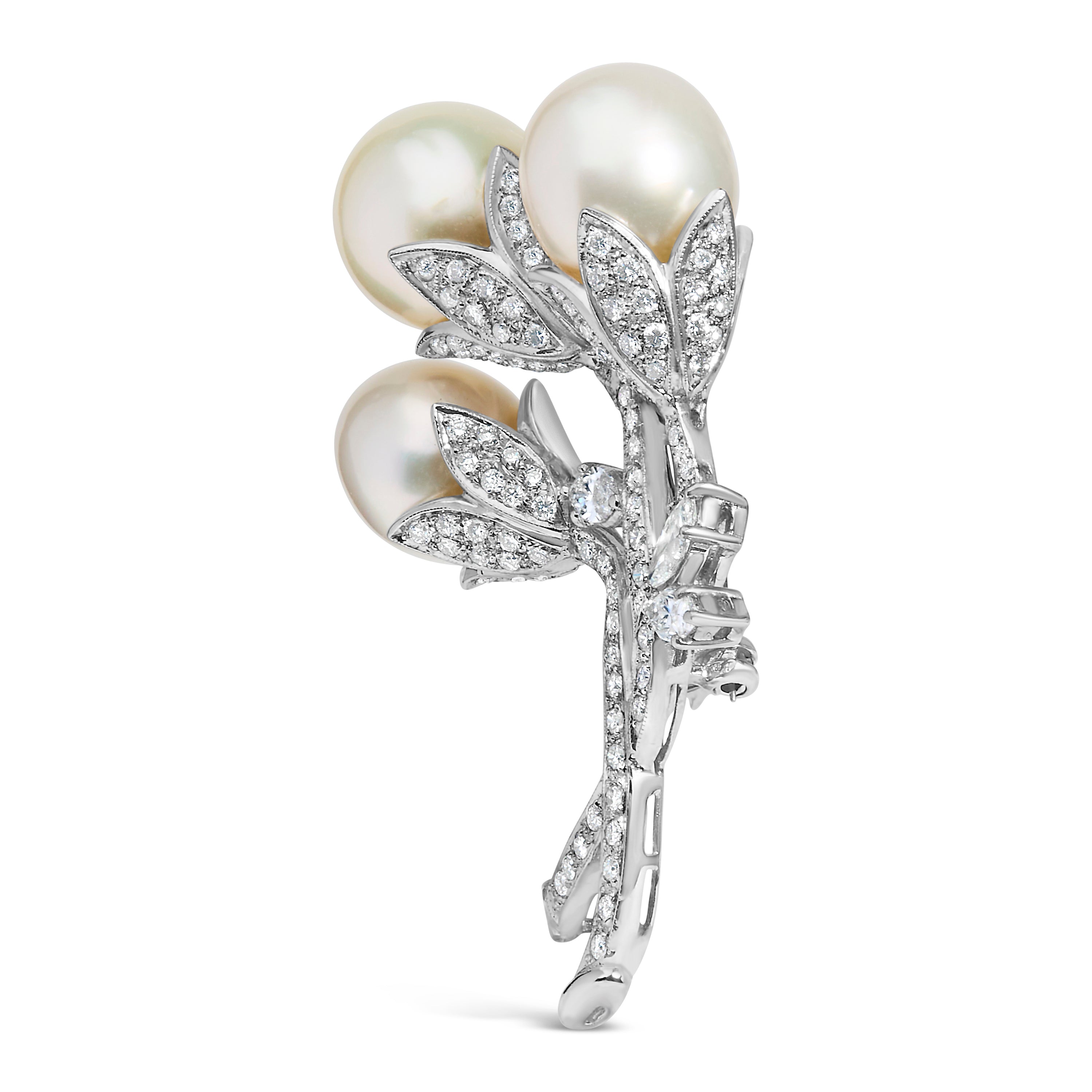 18K White Gold 2 1/5 Cttw Diamond and South Sea Pearl Floral Brooch Pin (G-H Color, VS1-VS2 Clarity) by Bids.com