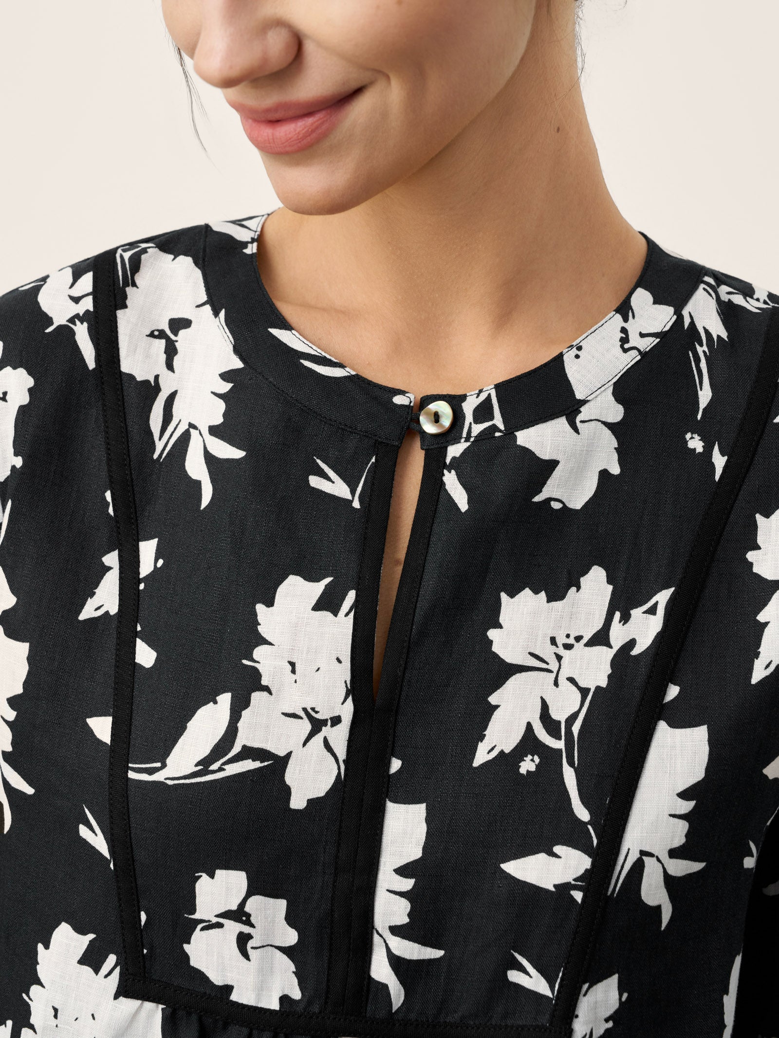 100% Linen Floral Printed Gathered Pullover Top AMIYA by LINTICO