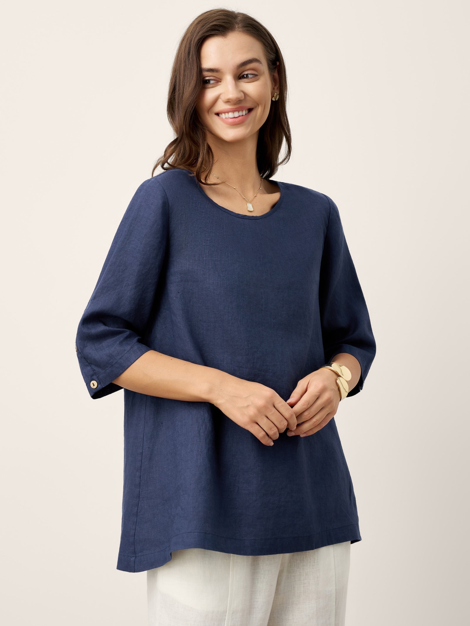 100% Linen Relaxed Back Button Top with Tab Sleeves SYLVANA DestGlow