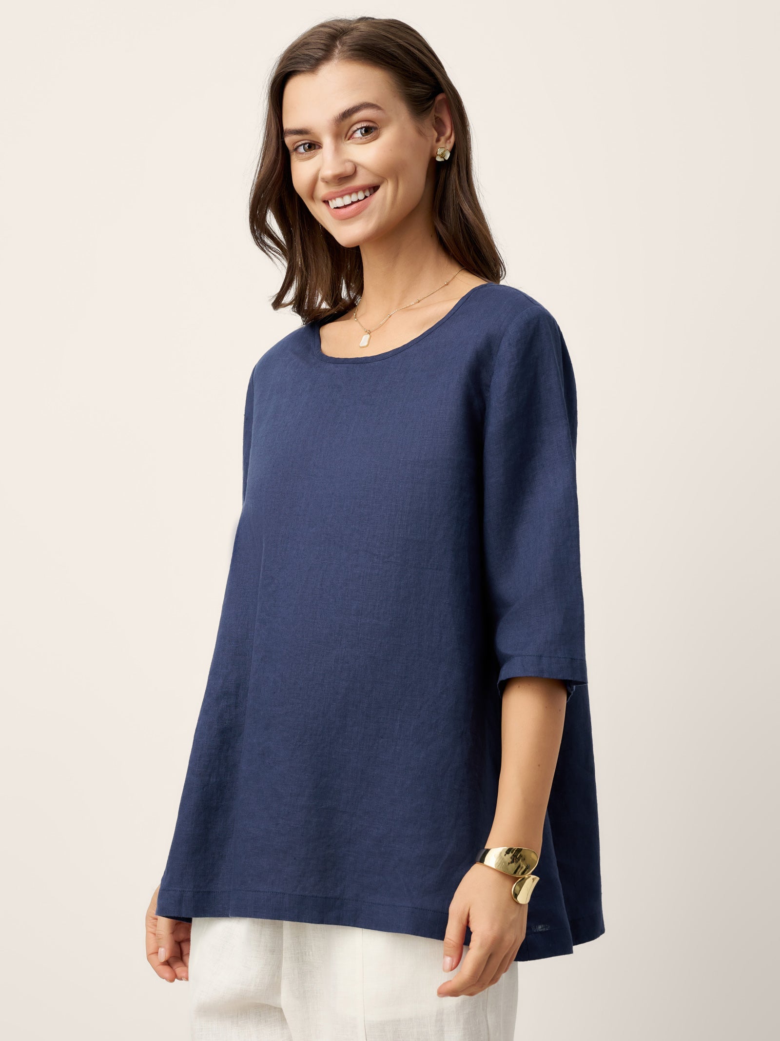 100% Linen Relaxed Back Button Top with Tab Sleeves SYLVANA DestGlow