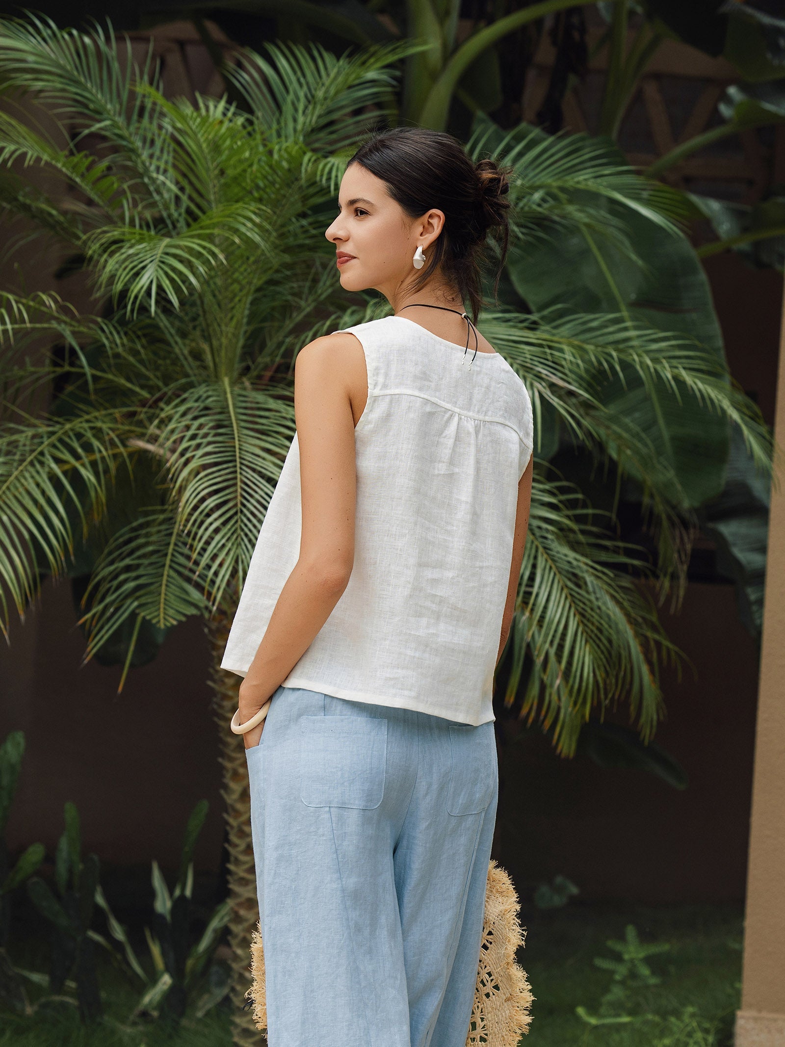 100% Linen V-Neck Sleeveless Tank Top NICOLE by LINTICO
