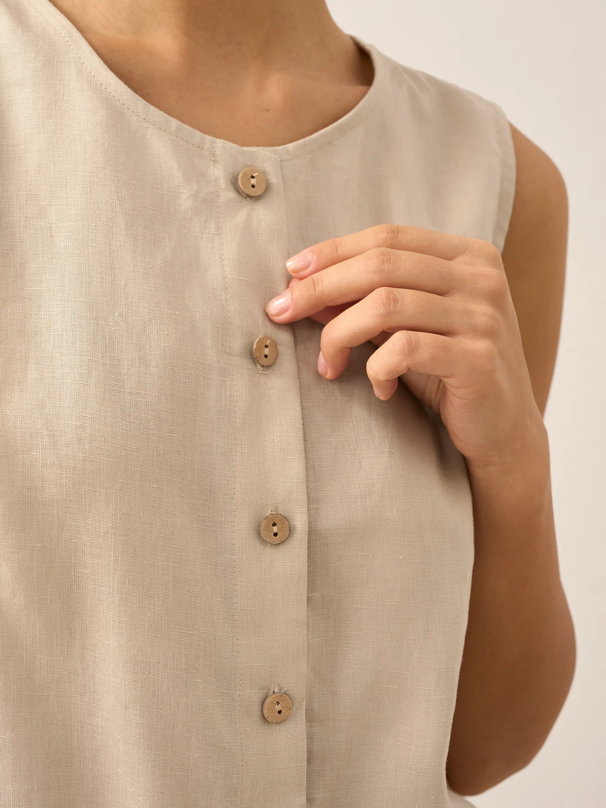 100% Linen Buttons Down Tank Top ERIN DestGlow