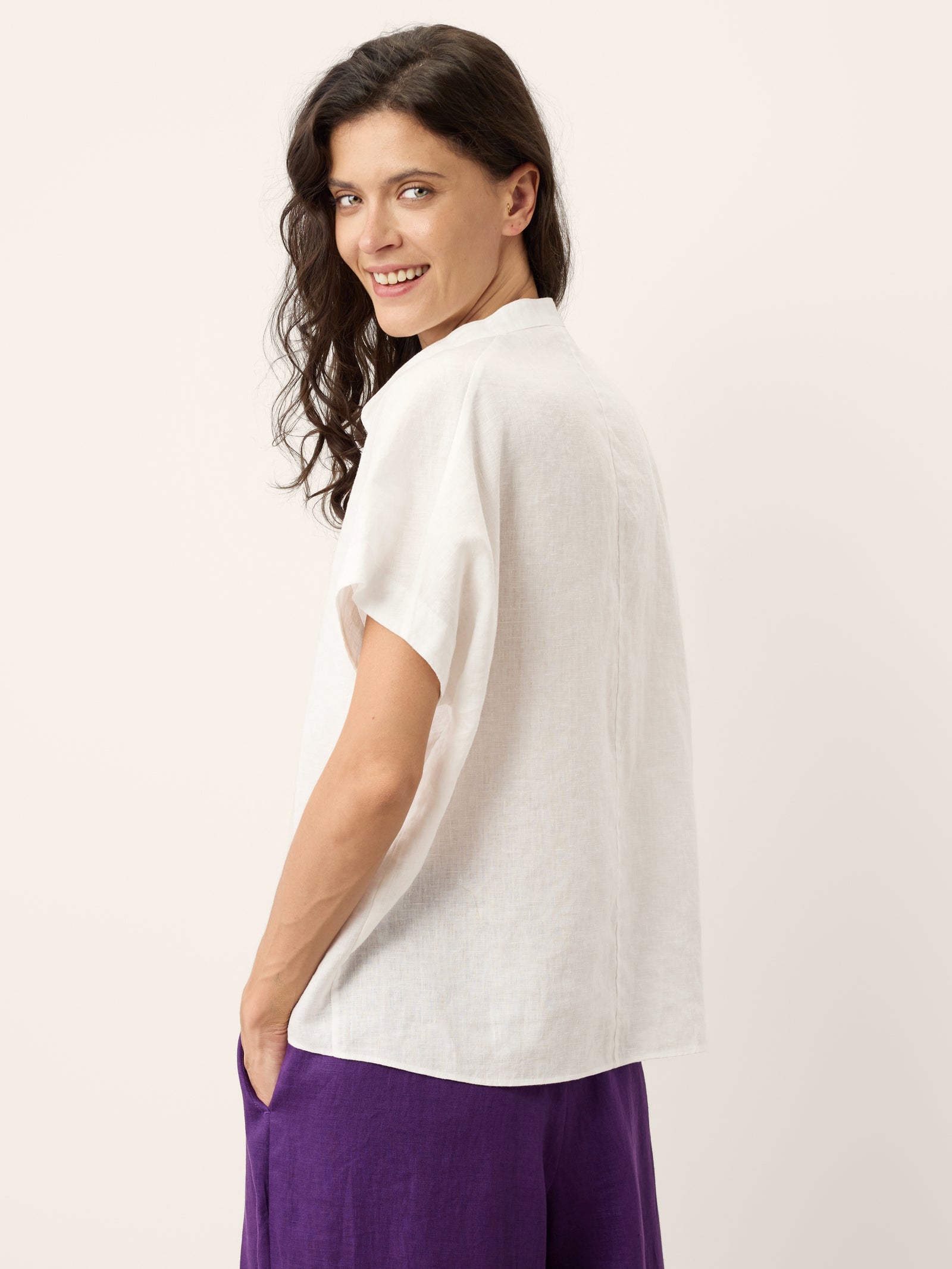100% Linen Double Ruffle Soft Collar Top VERONICA by LINTICO