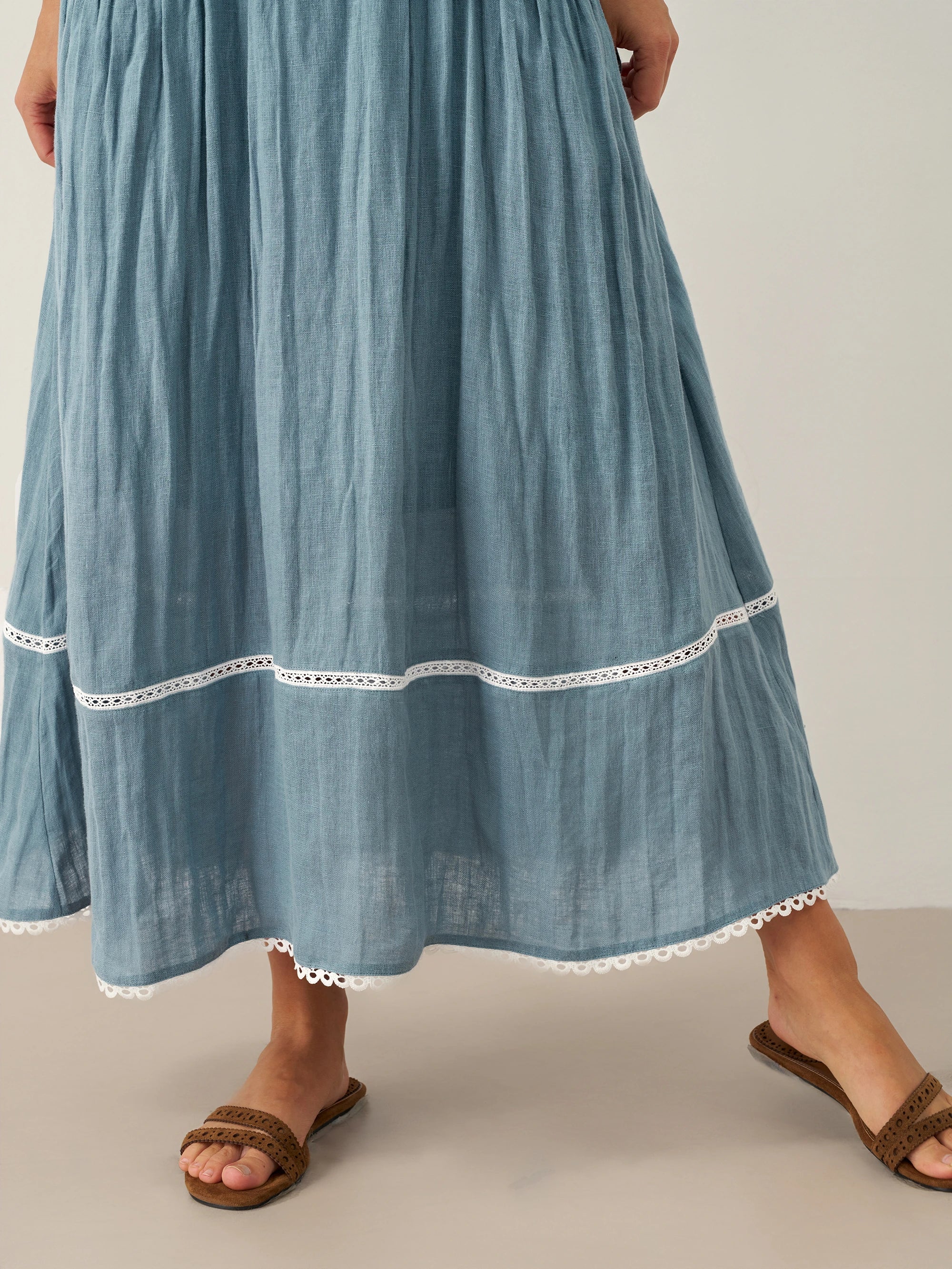 100% Linen Lace-Up Pocket Skirt FENLA by LINTICO