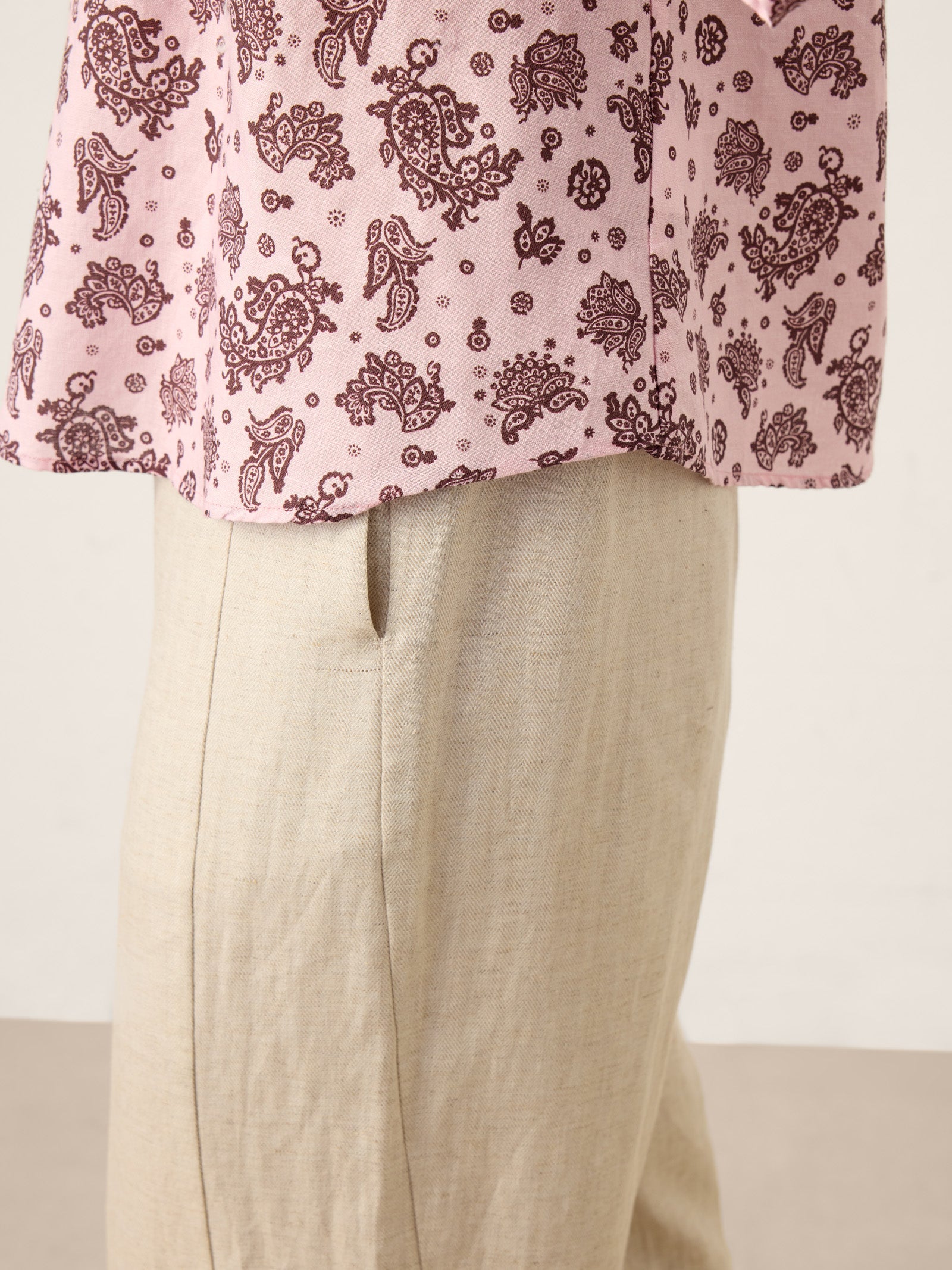 Linen Paisley Pintucked Ruffle-Cuff Curved Hem Blouse ILARIA by LINTICO