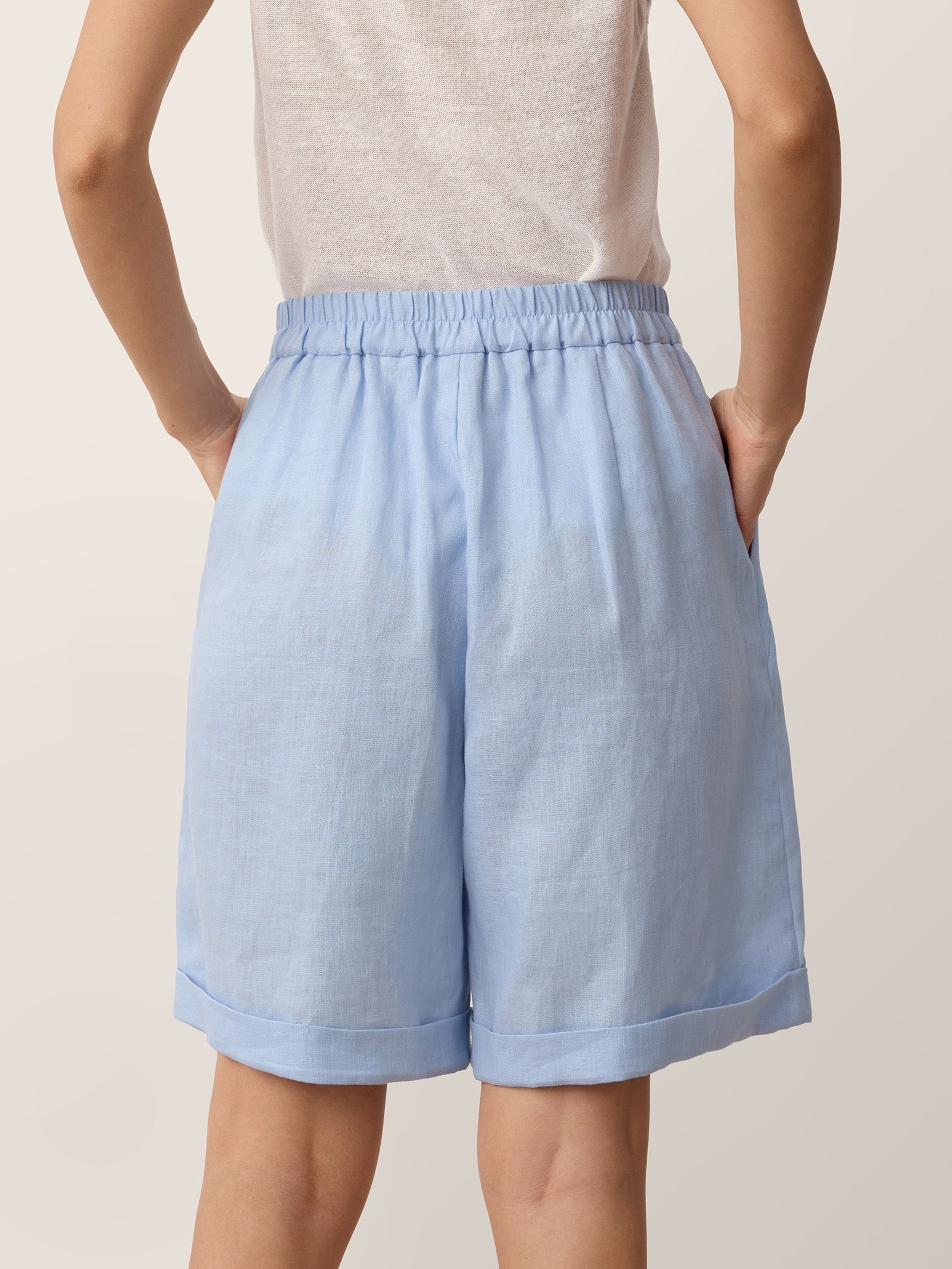 100% Linen Pleated Cuffed Shorts IRISSA by LINTICO