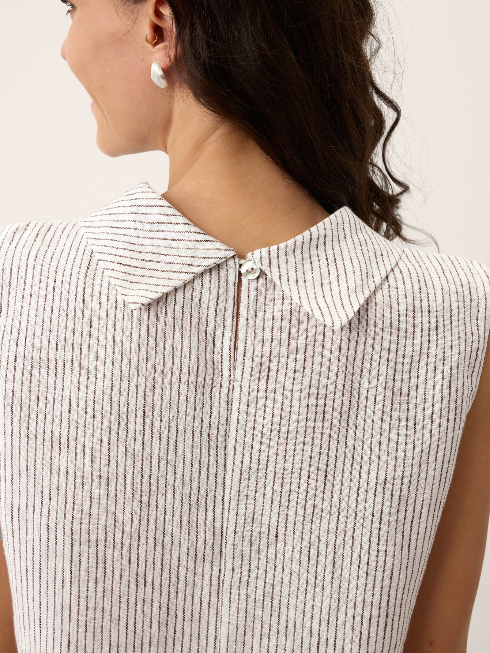 100% Linen Striped Diagonal Pleat Mock Neck Top ESTHER DestGlow