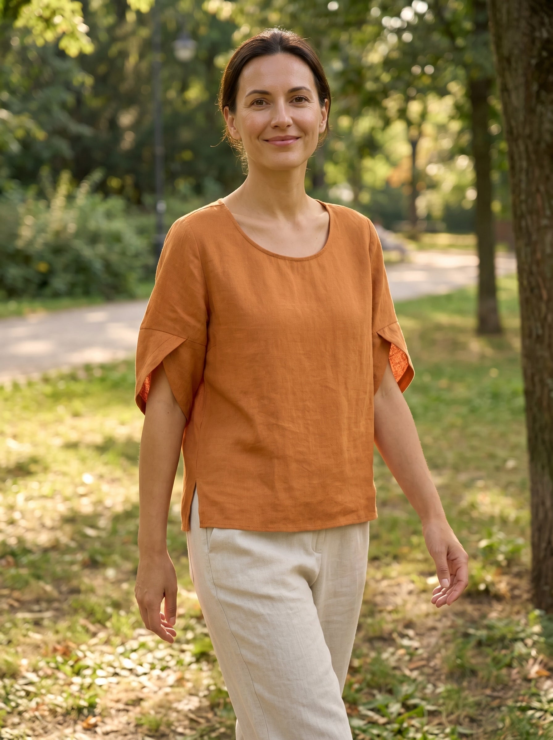 100% Linen Round Neck Petal-Sleeve Pullover LAUREL by LINTICO