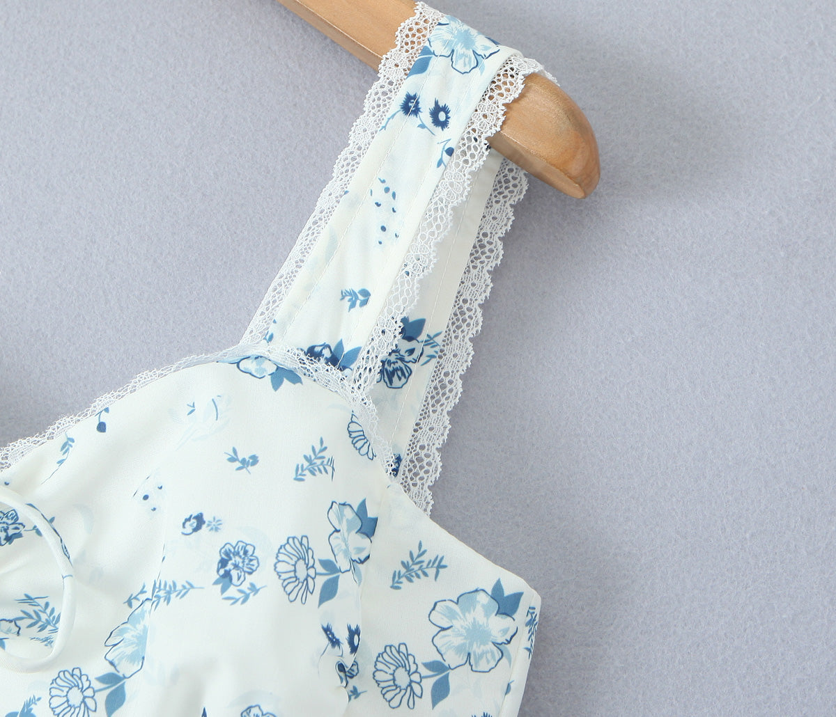 Spring Floral Print Lace Trim High Waist Slim Mid Length Sling Dress by Ragazza