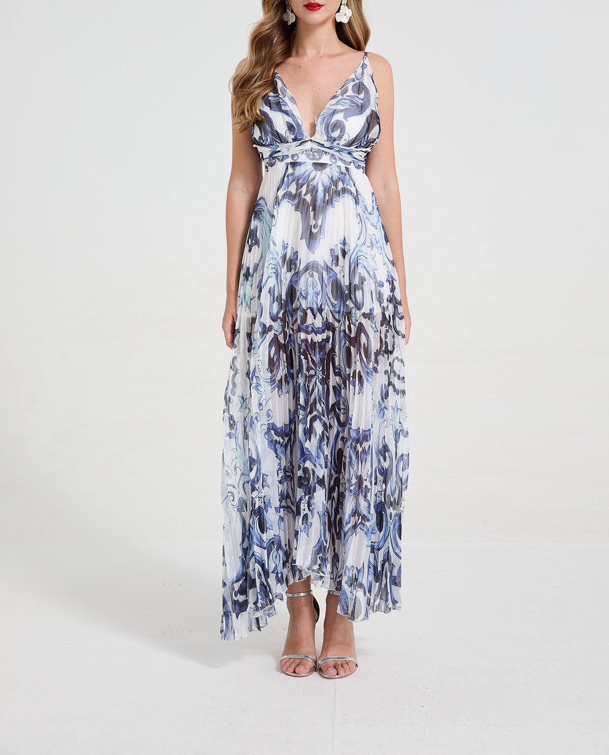 Women Blue And White Porcelain Print Sexy Deep V Strapless Pleated Floor Length Revealing Dress With A Wide Dress by Ragazza
