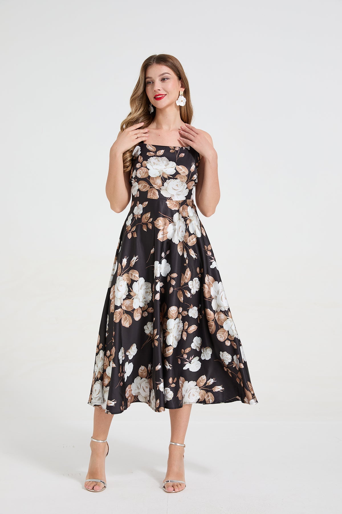 Women Retro White Rose Print Elegant Style Long Dress With A Flowing Dress And A Strapless Design by Ragazza
