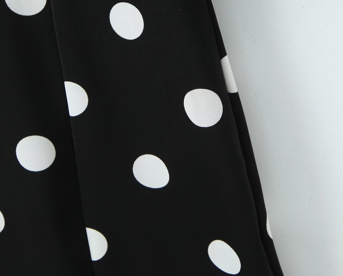 French Retro Dots Dress Women Holiday V neck Slim-Fit Flared Sleeves Slimming A line Dress by Ragazza