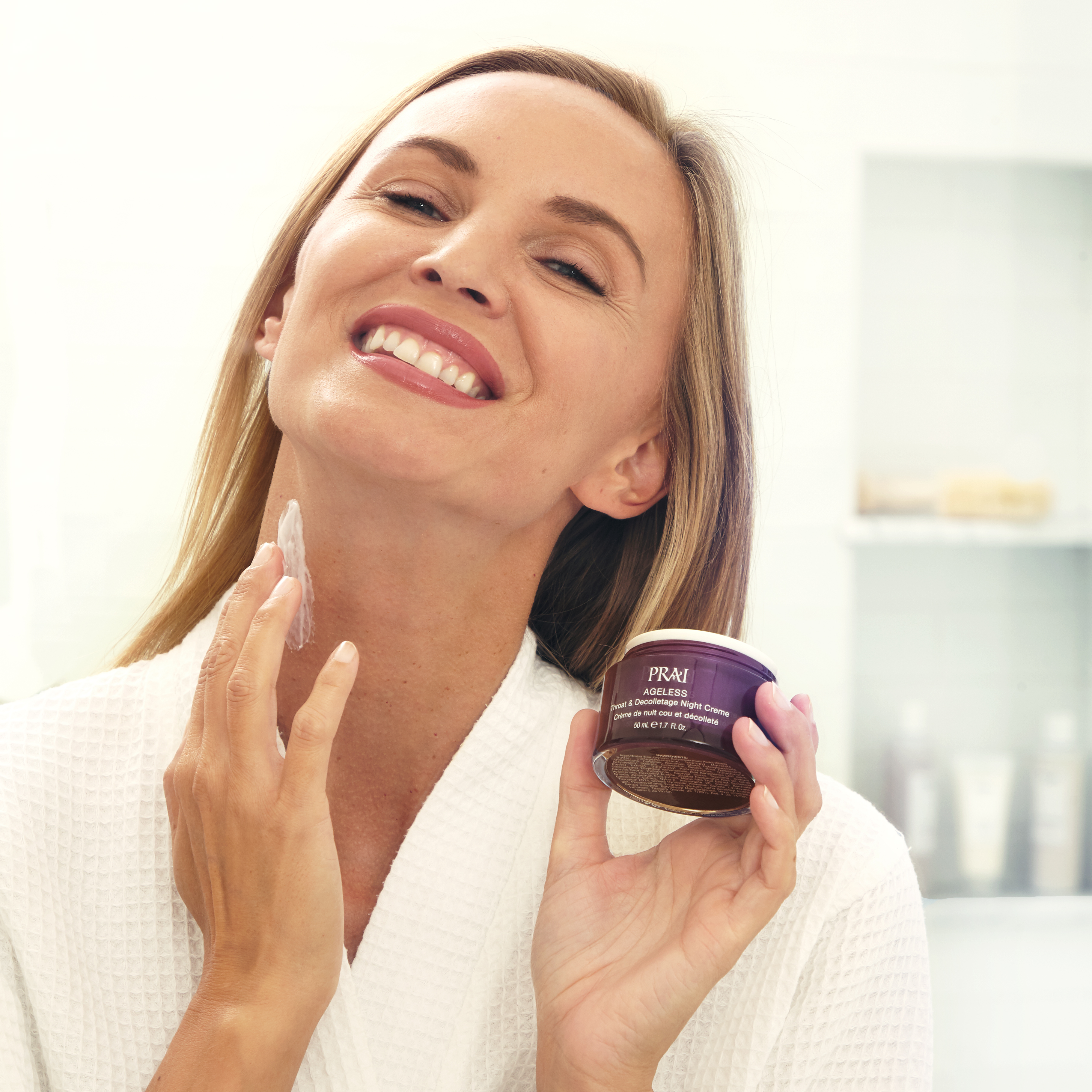 Ageless Throat & Decolletage Night Creme with Retinol DestGlow