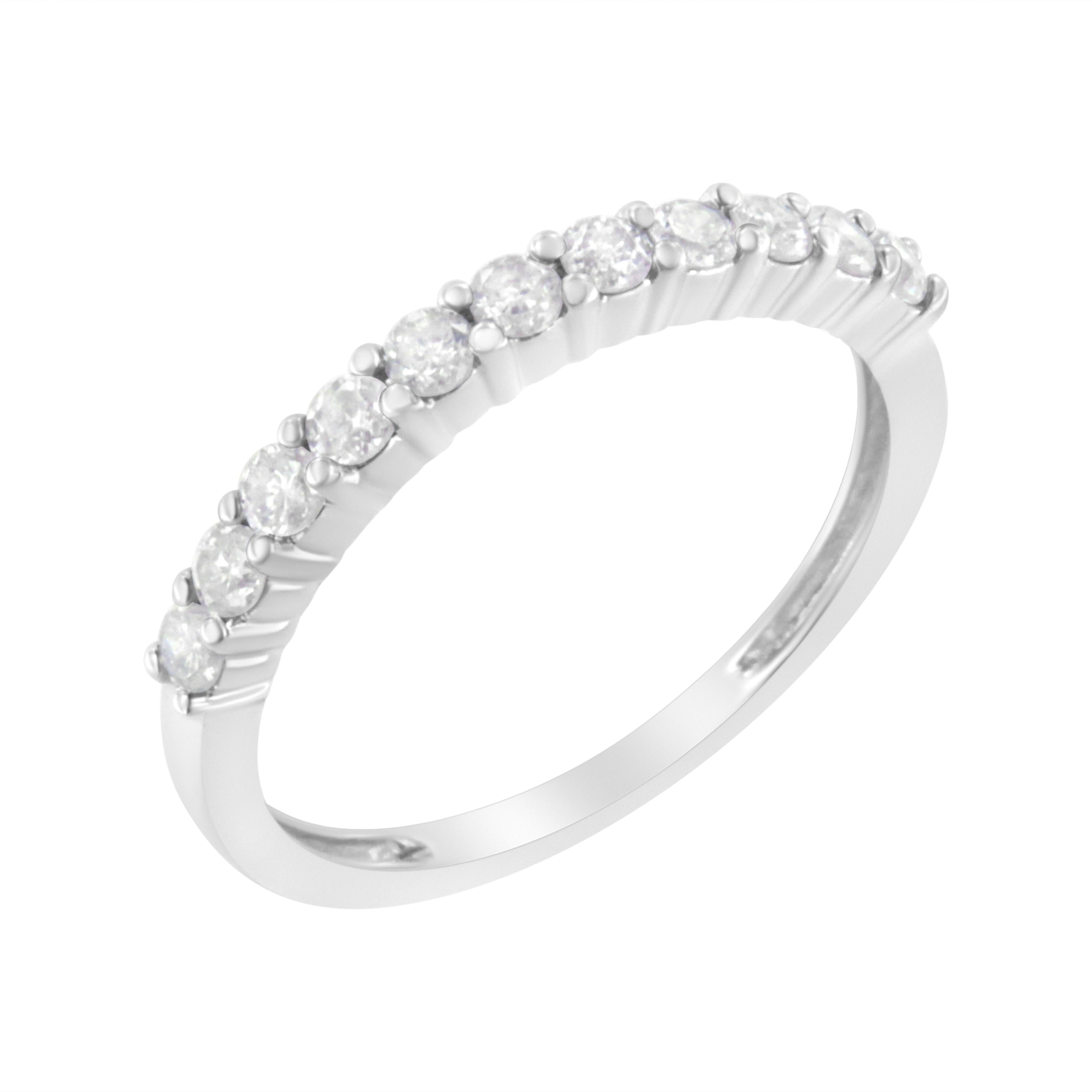 .925 Sterling Silver 1/2 cttw Shared Prong-Set Brilliant Round-Cut Diamond 11 Stone Band Ring (I-J Color, SI2-I1 Clarity) - Size 7 DestGlow