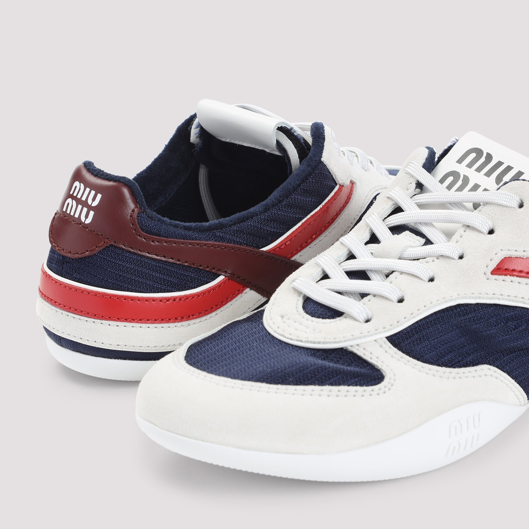 Sneakers Women by Luosophy
