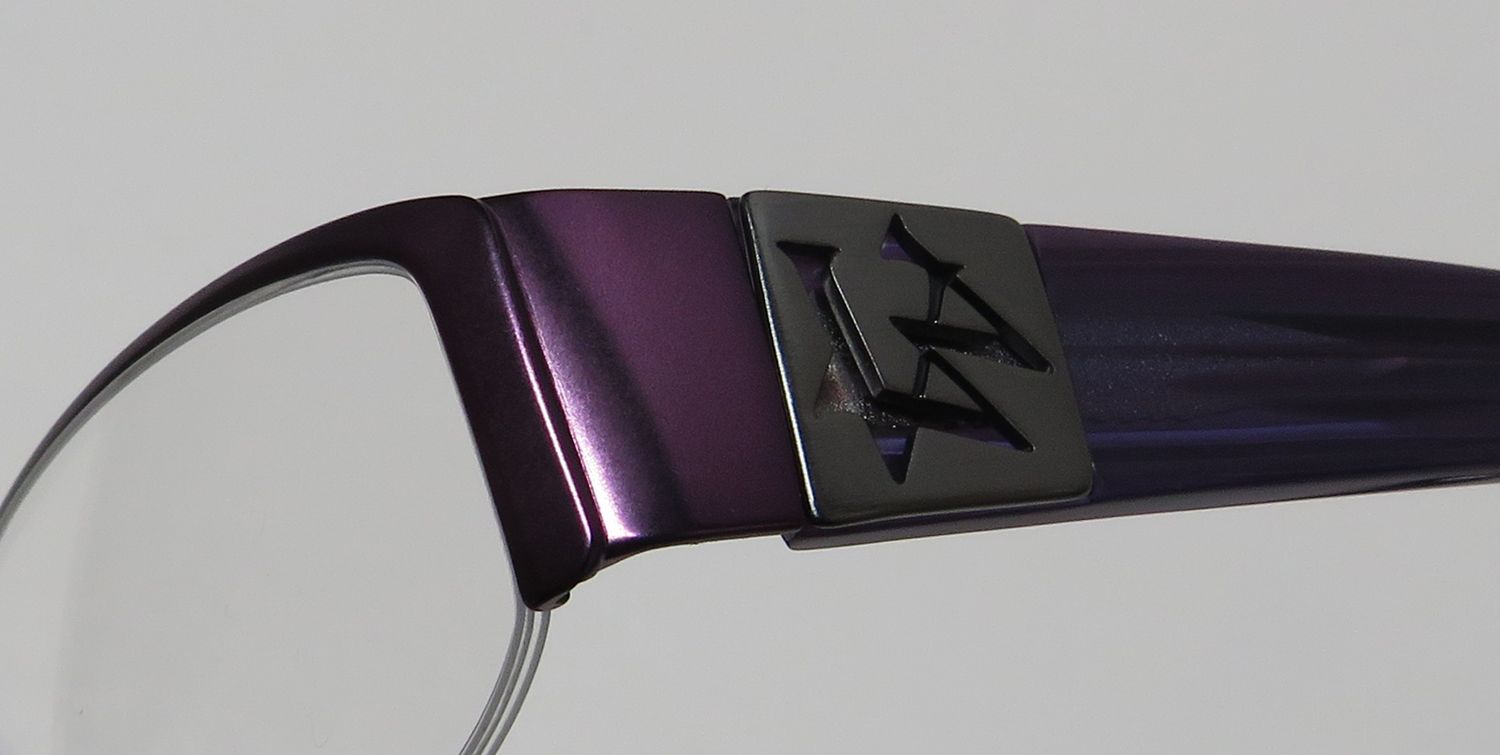 Vera Wang V056 Eyeglasses by ModaFrames