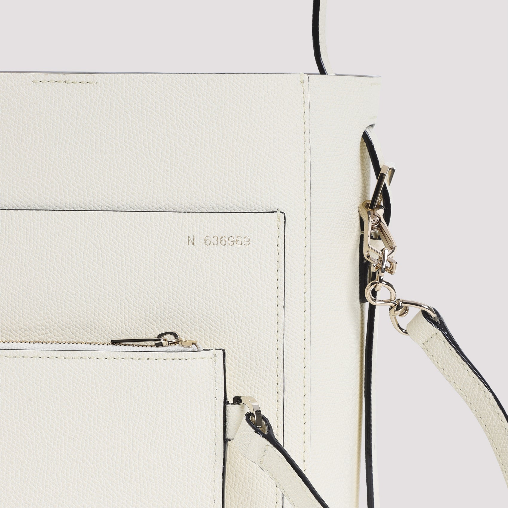 Valextra Small Bucket Bag Women by Luosophy