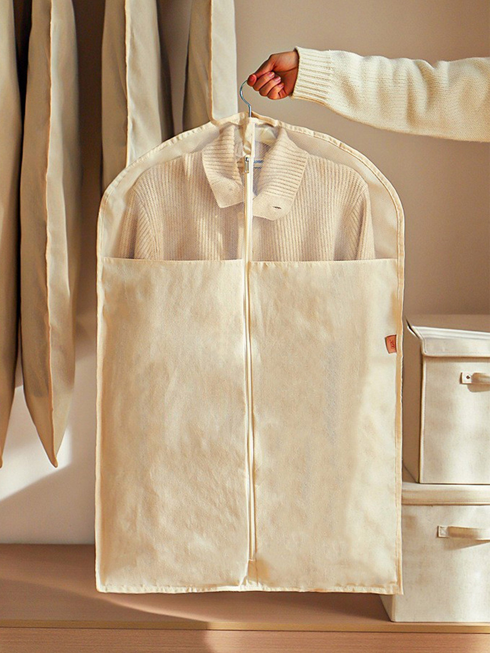 Linen Cotton Clear Window Dust-Proof Storage Bags by LINTICO