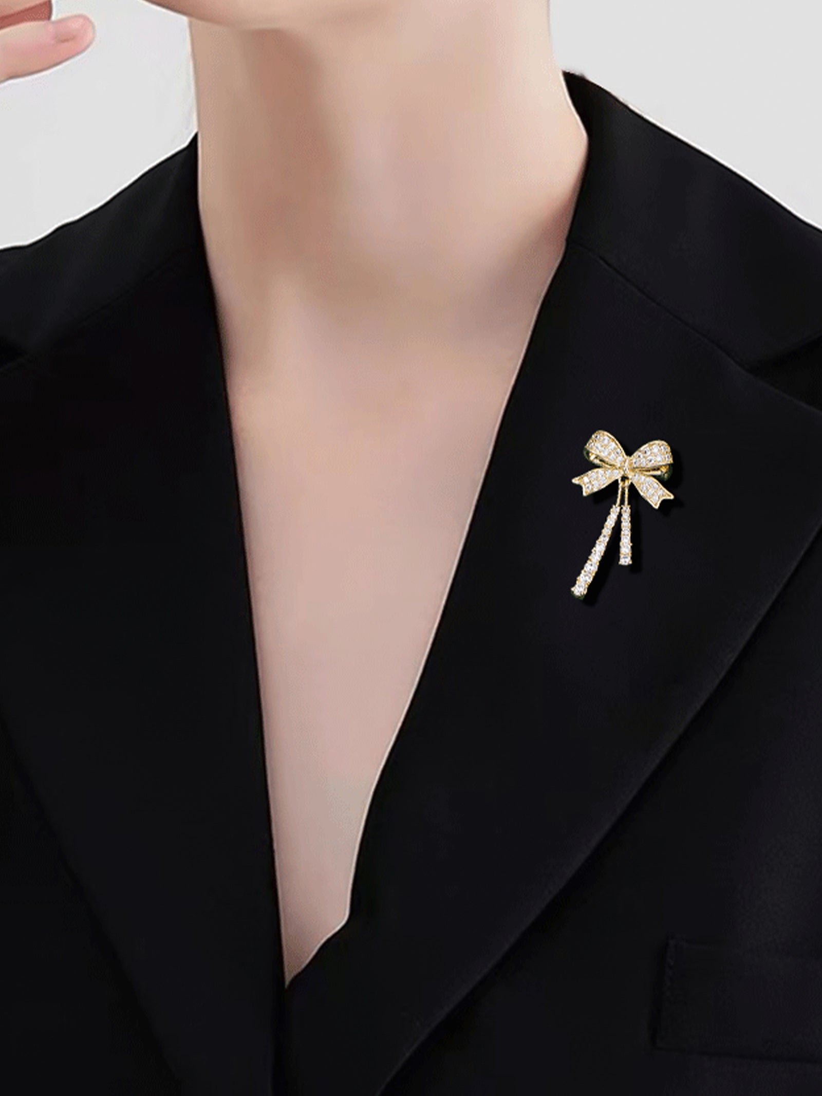 Alloy & Crystal Bow Fringed Mini Brooch DestGlow