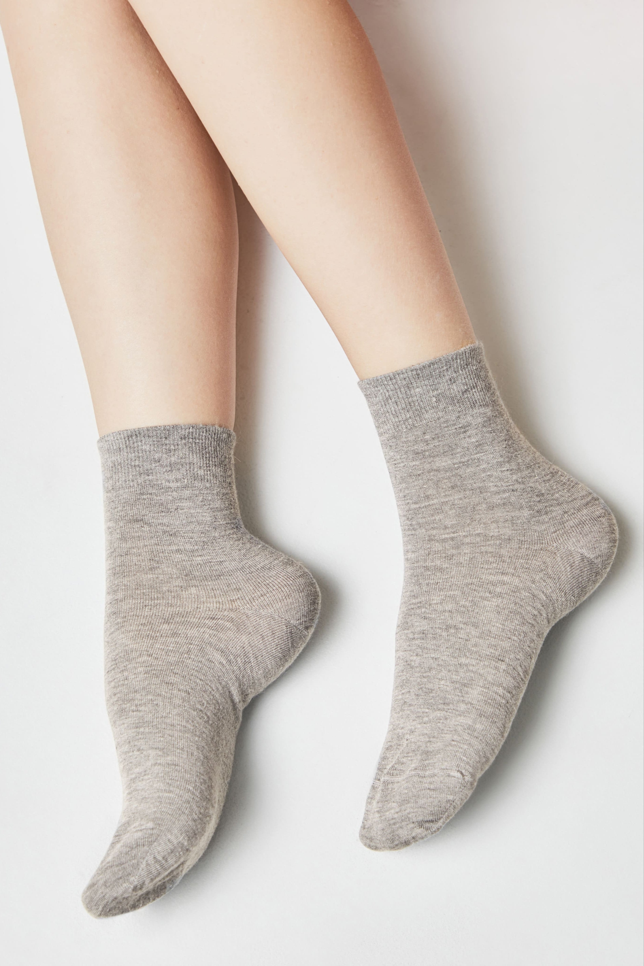 Viscose and Angora Socks Conte Comfort 000 - DestGlow
