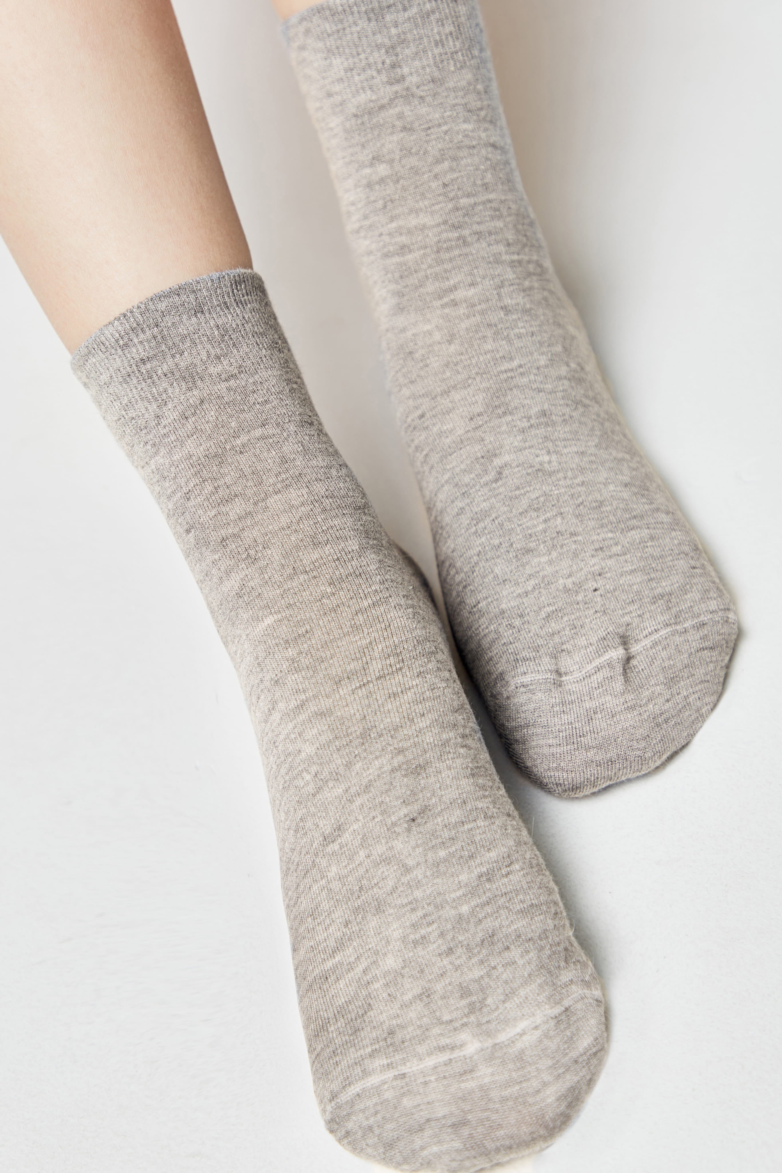Viscose and Angora Socks Conte Comfort 000 - DestGlow
