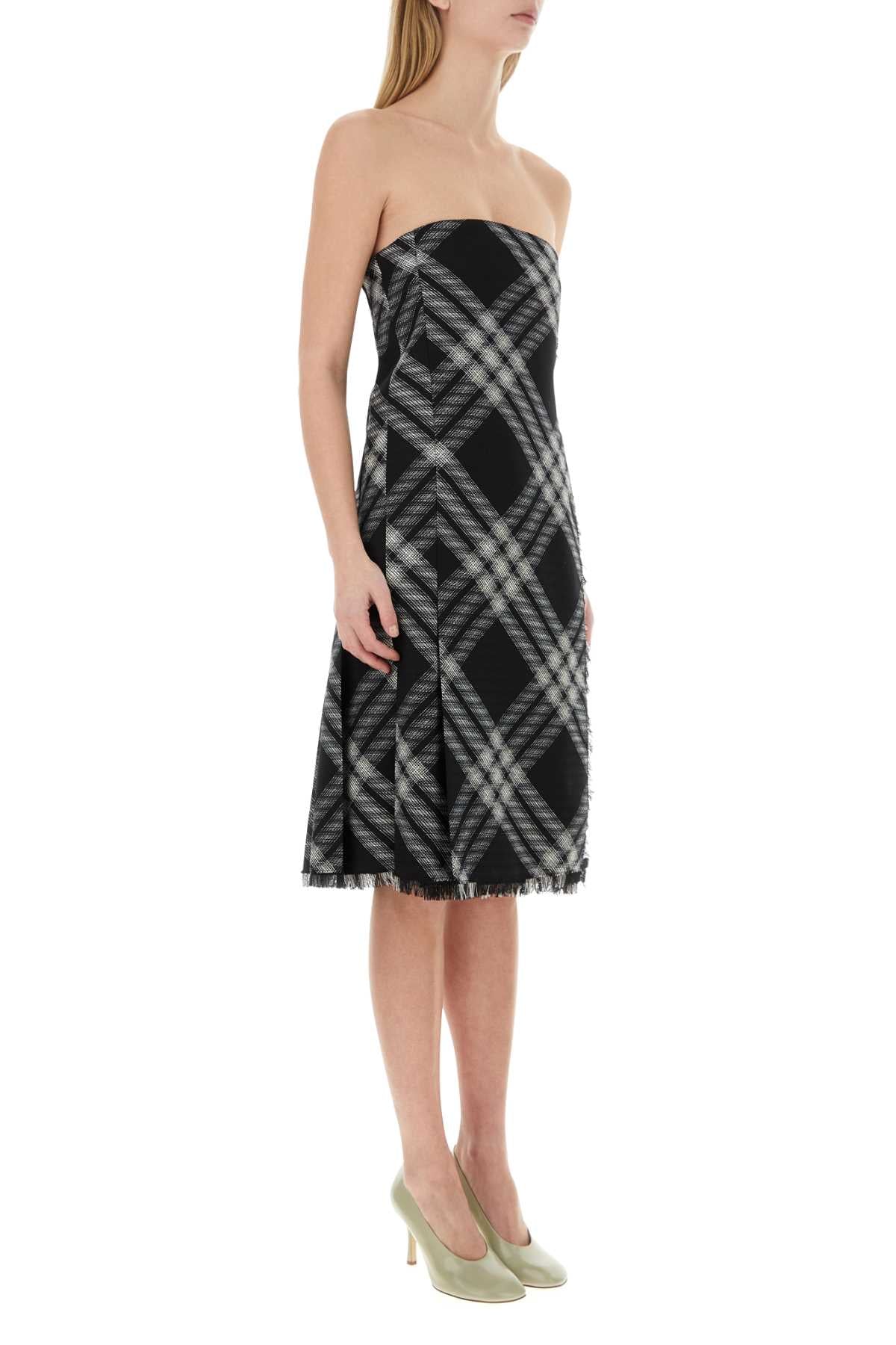 Burberry Women Embroidered Wool Dress DestGlow
