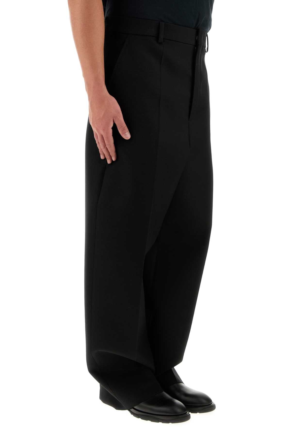 Valentino Garavani Men Black Wool Blend Pant DestGlow