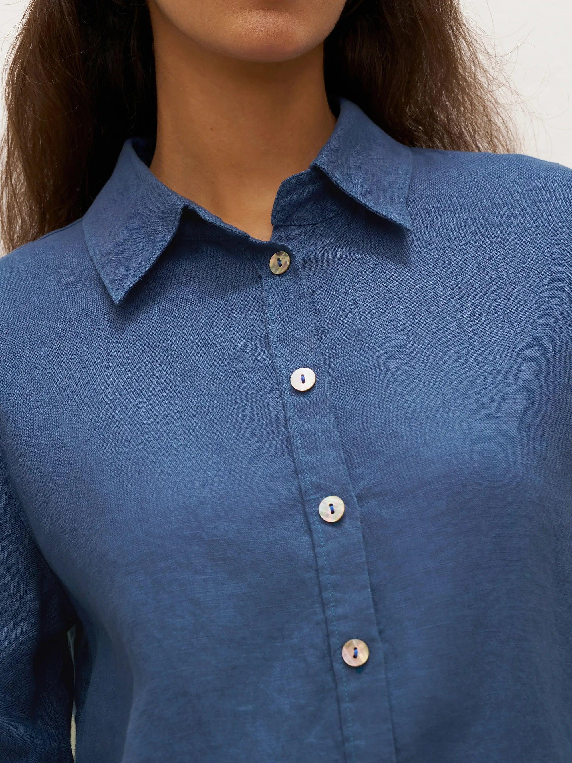 100% Linen Button-Front Shirt with Extended Hem JOVAN by LINTICO