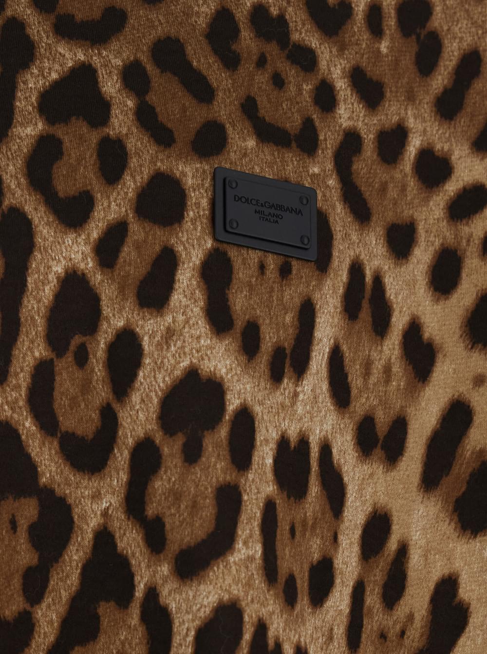 Dolce and gabbana men brown t-shirt with all-over leopard motif in cot