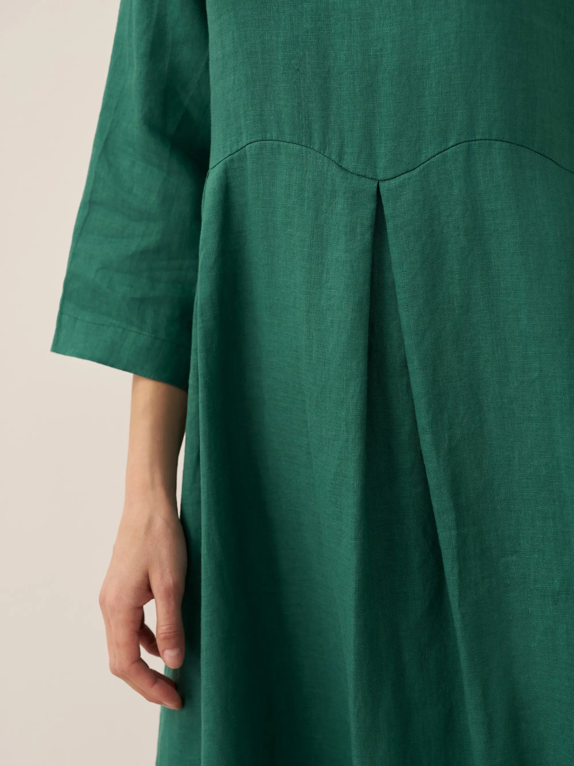100% Linen Bateau Neck Pleated Midi Dress ABIGAIL DestGlow