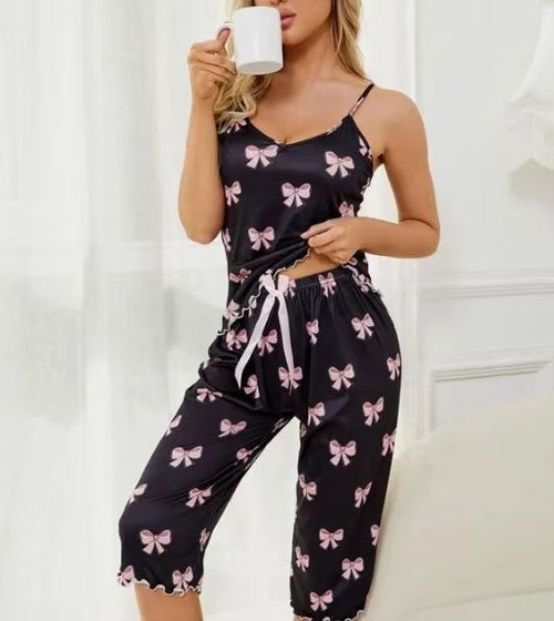 Women's Satin Pajama Set - Tank Top & Cropped Pants Sleepwear