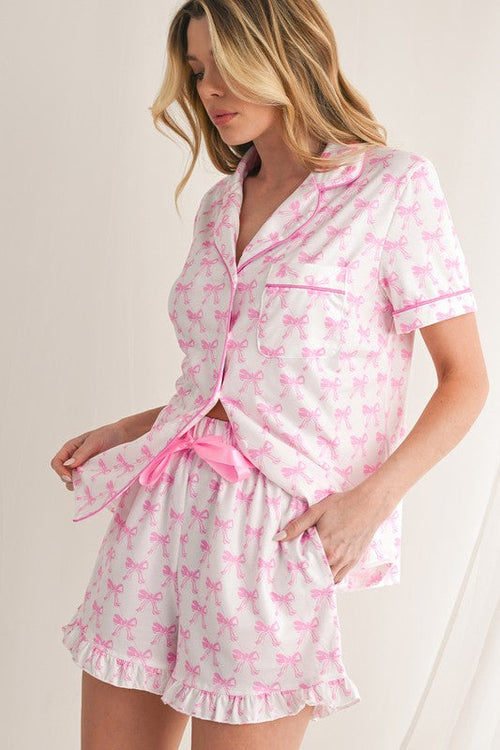 Women's Pink Bow Print Pajama Set - Short Sleeve Shirt & Ruffled Shorts