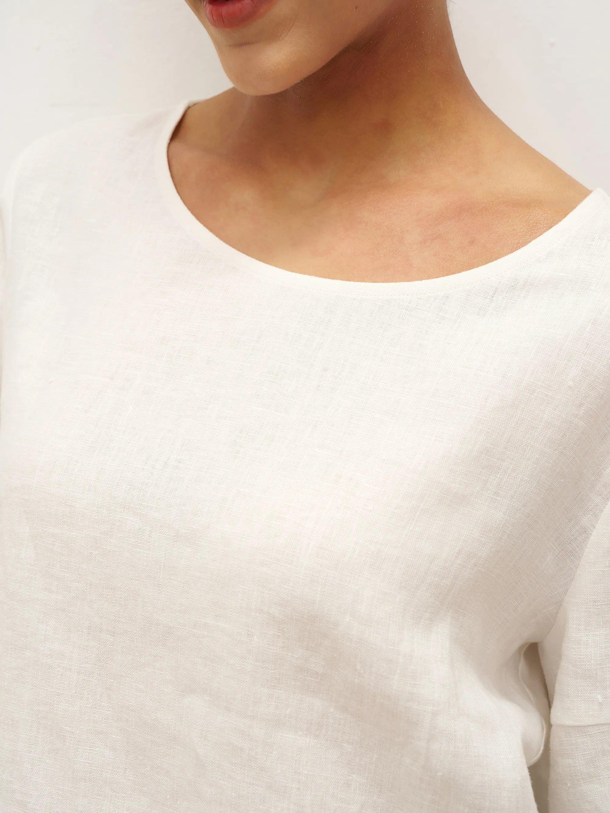 100% Linen Round Neck Petal-Sleeve Pullover LAUREL by LINTICO