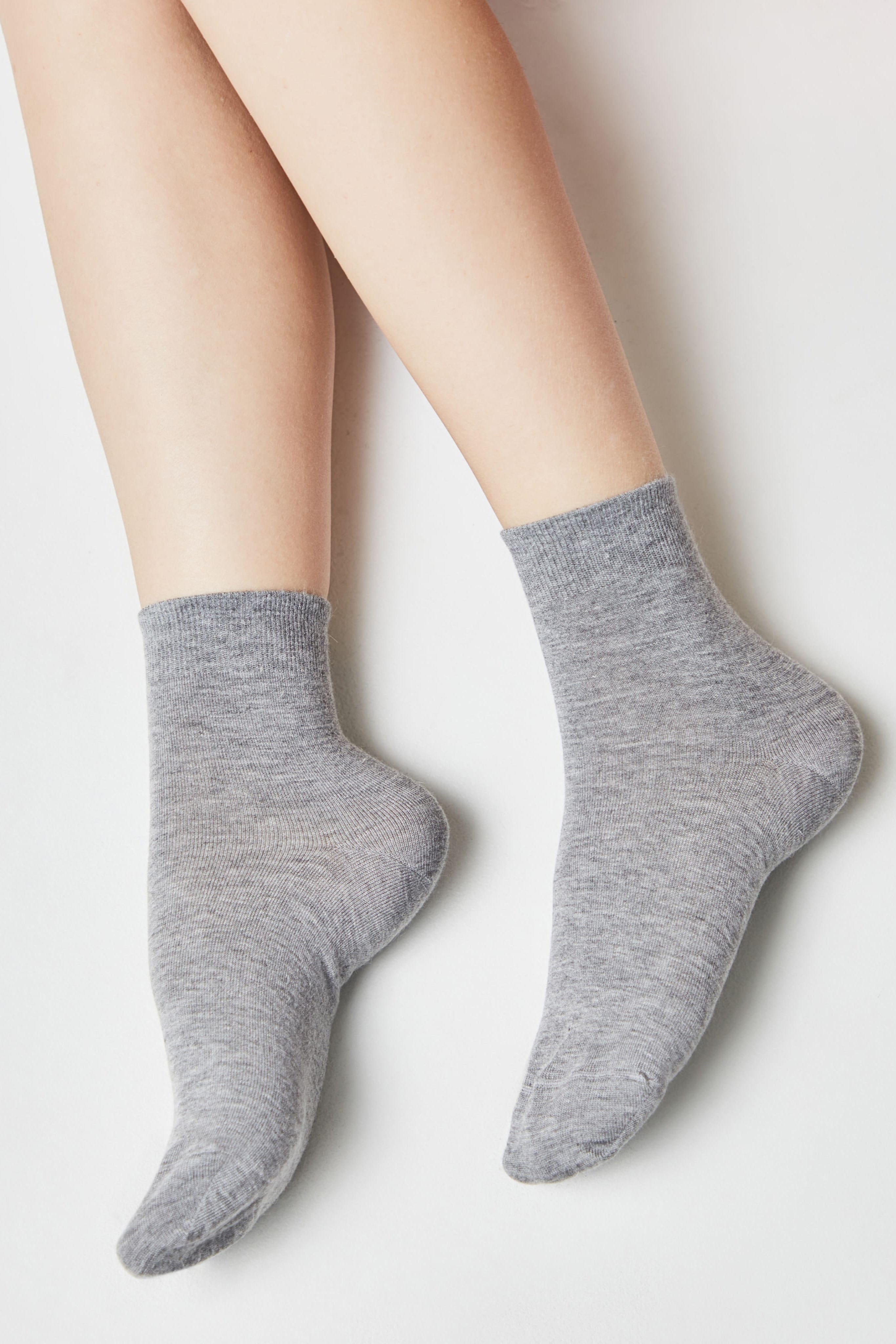Viscose and Angora Socks Conte Comfort 000 - DestGlow