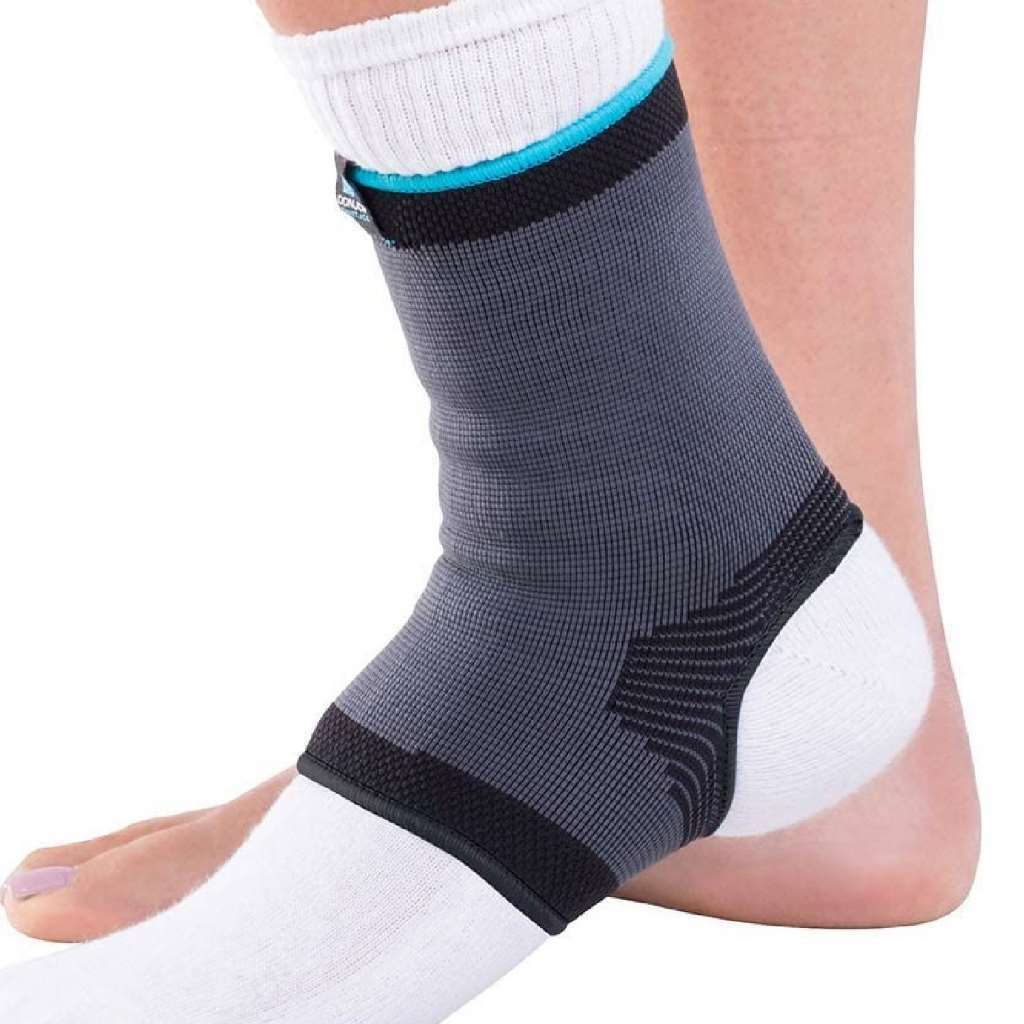 DonJoy Advantage Elastic Ankle Black, Fits Left Or Right, Medium Fits 8.5"-9.5" by Pasteur Pharmacy