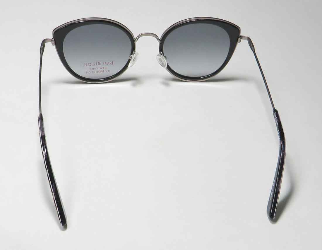 Isaac Mizrahi 30251 Sunglasses