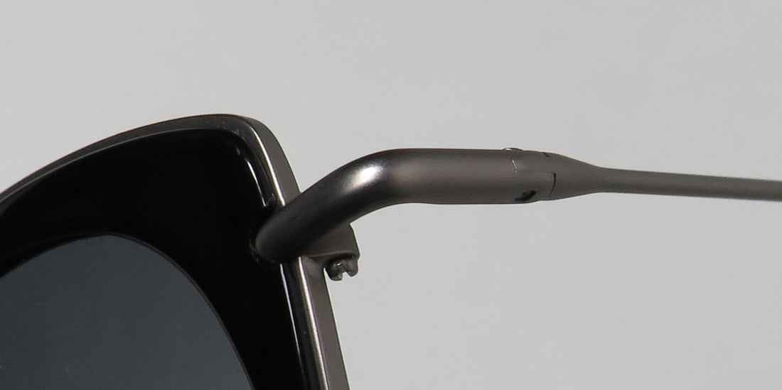 Isaac Mizrahi 30251 Sunglasses