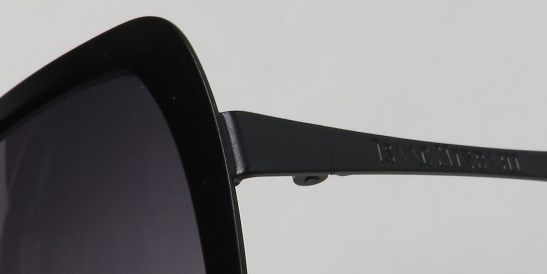 Isaac Mizrahi 30259 Sunglasses by ModaFrames