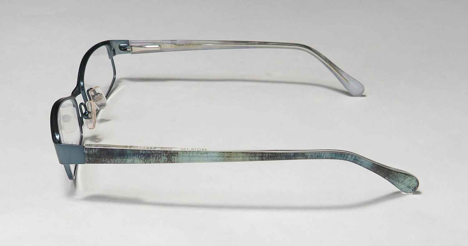 Vera Wang V098 Eyeglasses by ModaFrames