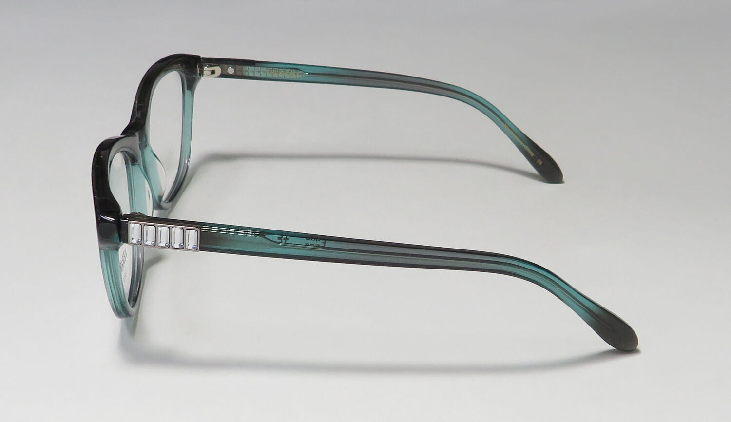 Vera Wang Luxe Frigg Eyeglasses by ModaFrames