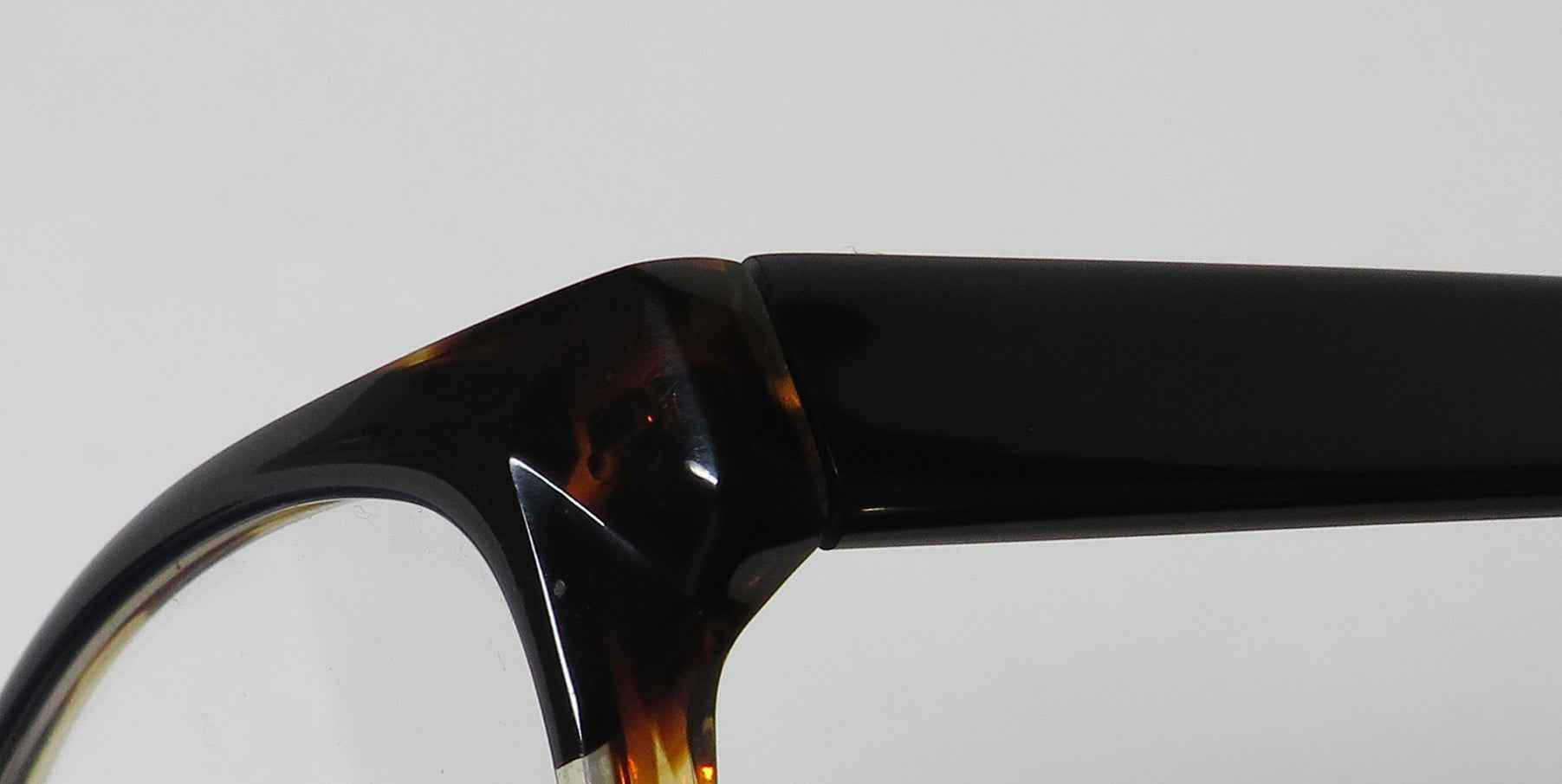 Vera Wang Luxe Isolde Eyeglasses