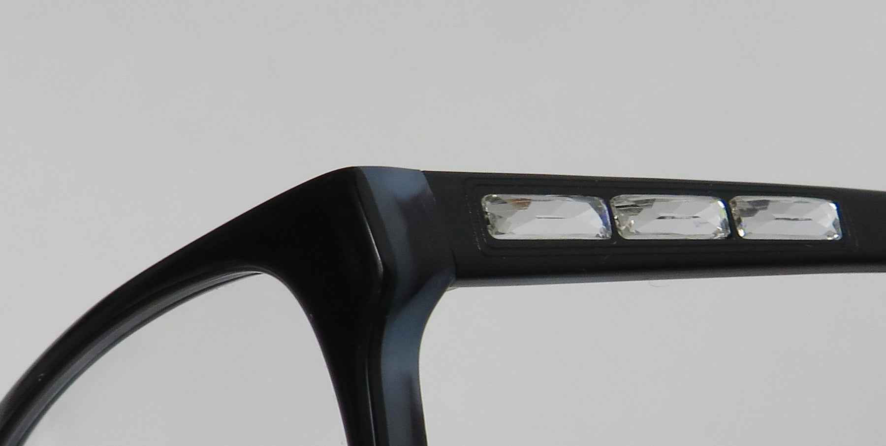 Vera Wang Luxe Padme Eyeglasses