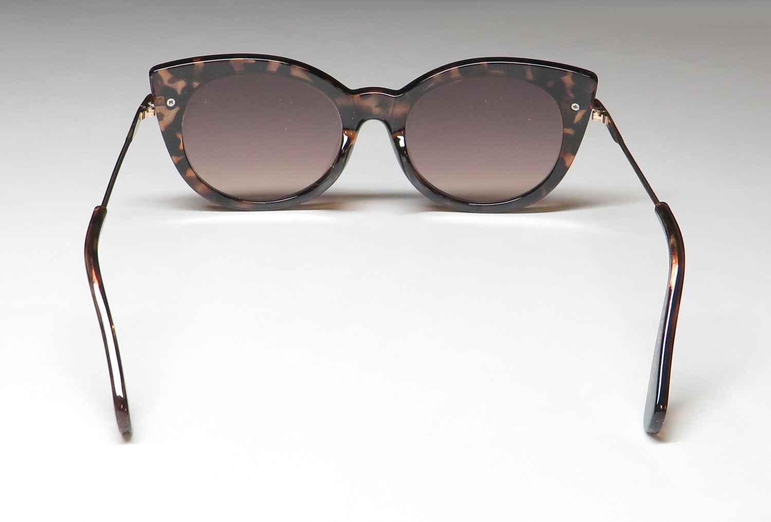 BCBG Bcbgeneration 1028 Sunglasses by ModaFrames