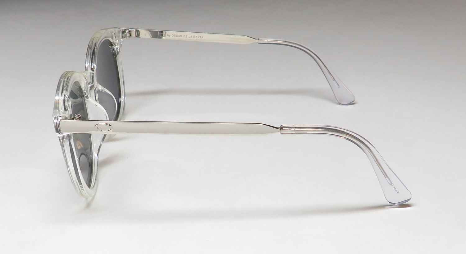 Oscar de la Renta Oscar 1289 Sunglasses