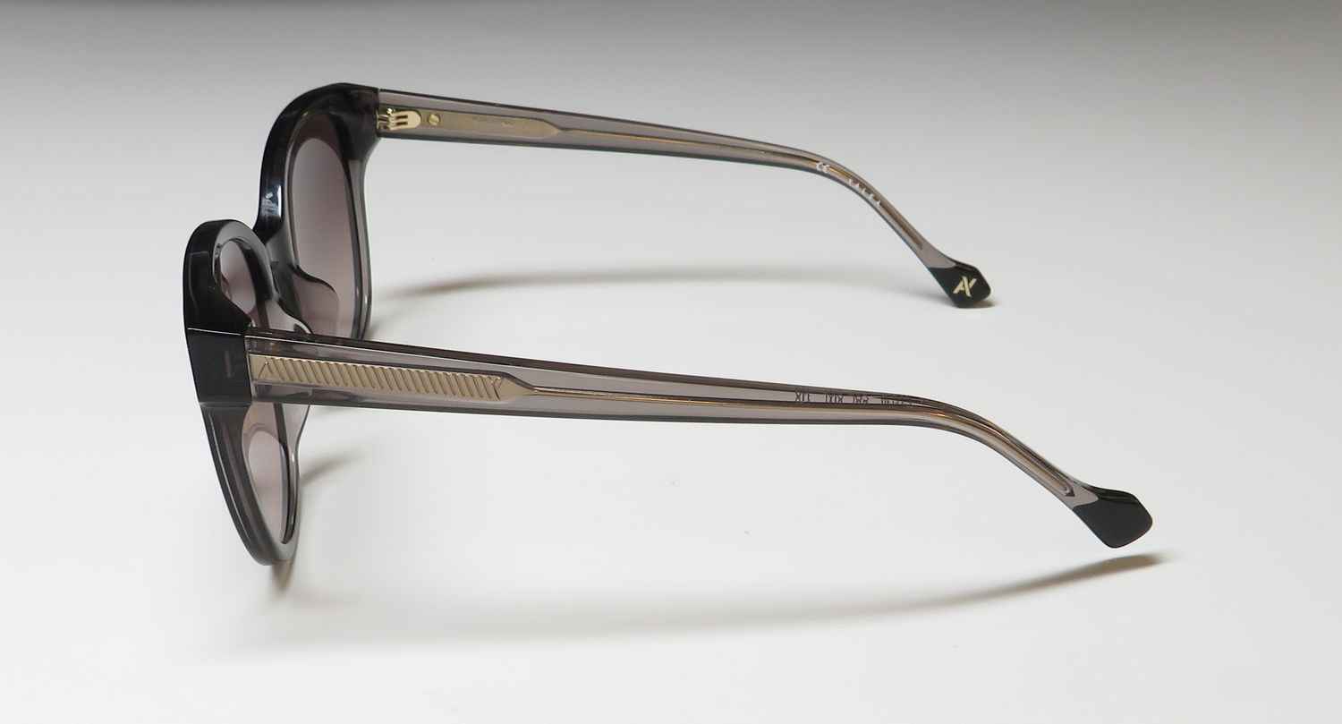 Yalea Sya056 Paloma Sunglasses