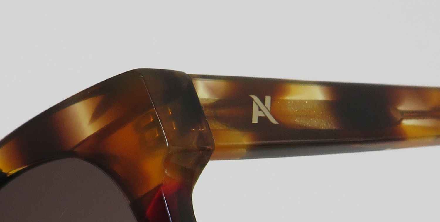 Yalea Sya054v Lorena Sunglasses by ModaFrames