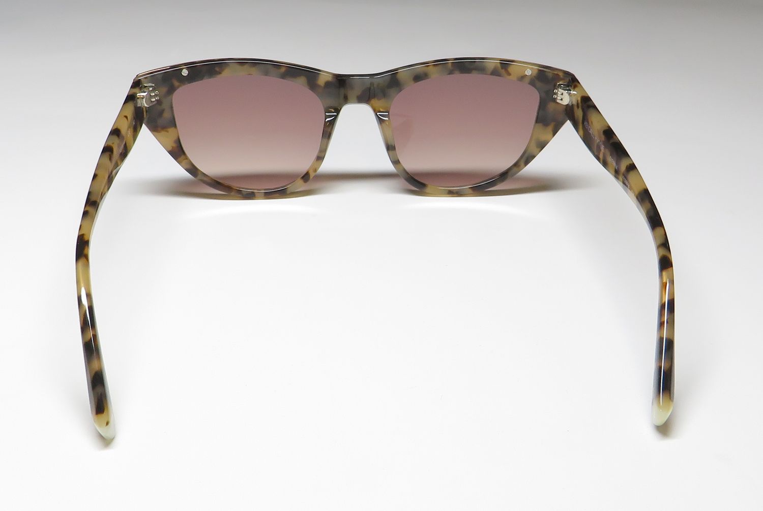 Kendall + Kylie Kks5015 Sienna Sunglasses by ModaFrames